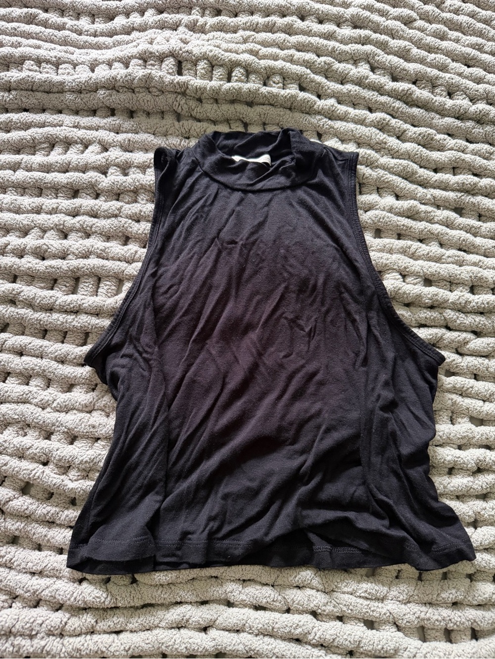 Active Basic Black Mock Neck Sleeveless Crop Top